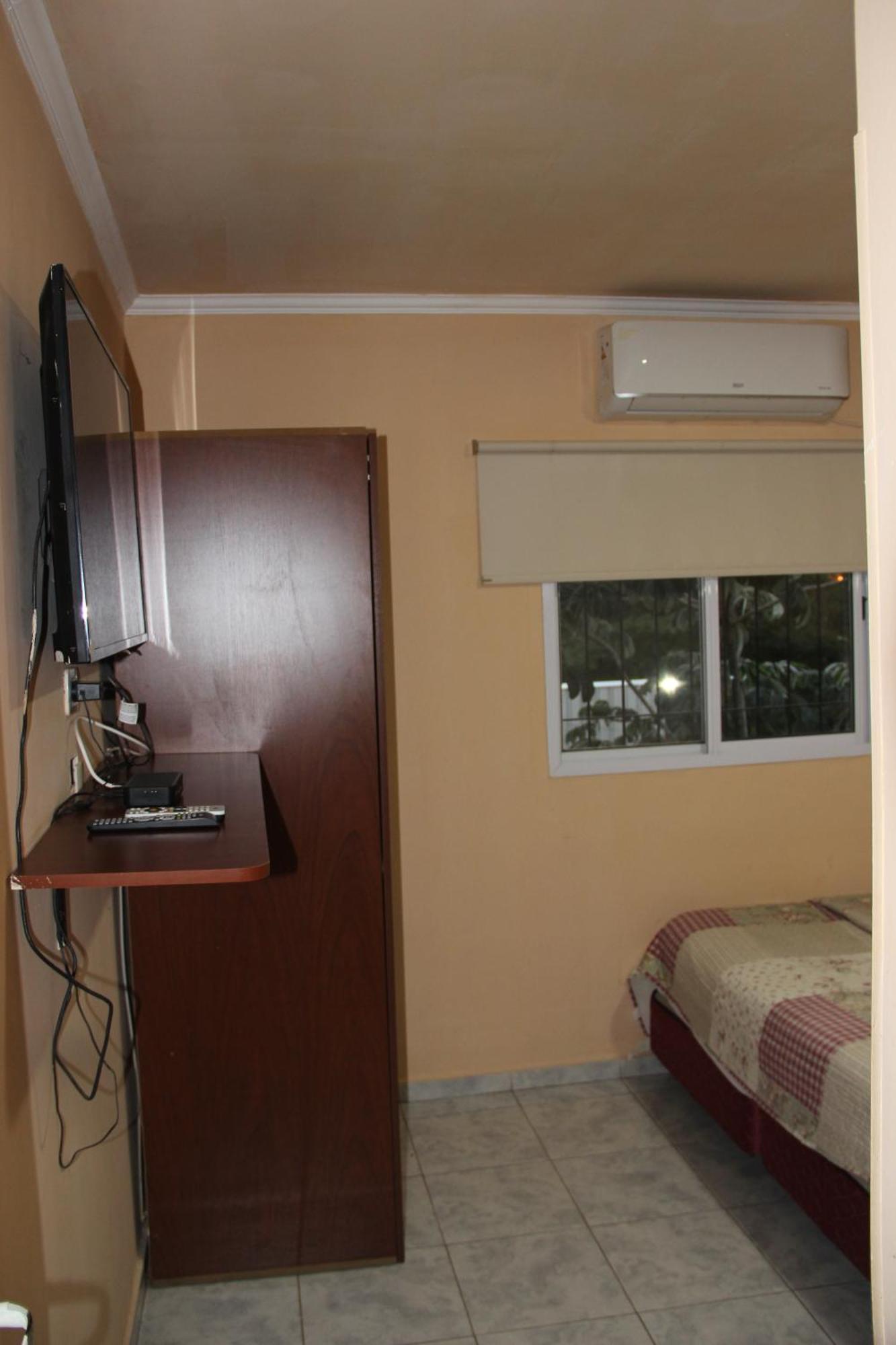 Cv Apart Resistencia Buitenkant foto